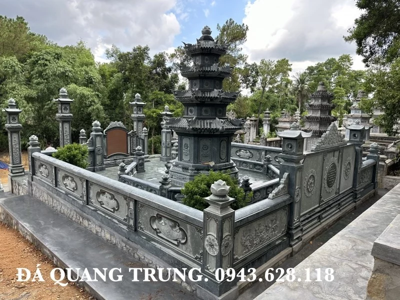 Khu lăng Mộ Tháp tại Huế.